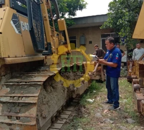 Service Bulldozer